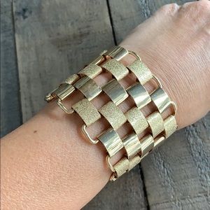 Gold link bracelet ✨